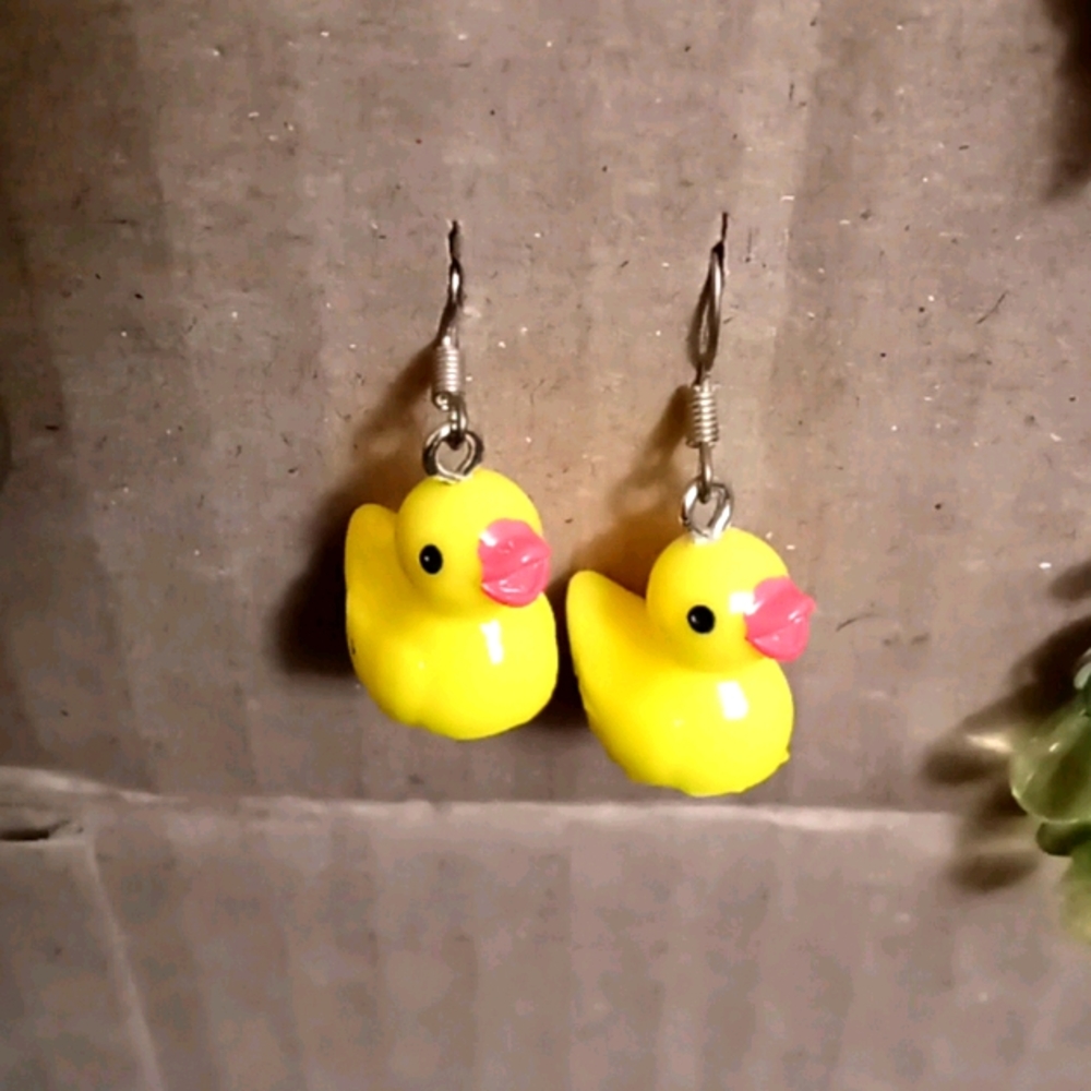 Ducky earrings